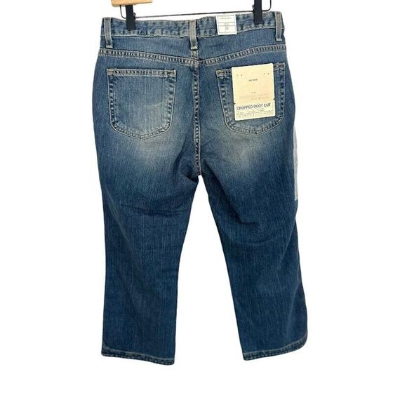 Gap Cropped Boot Cut Jeans Stretch Women Size 10 Denim Curved Hem Slightly Loose - Picture 5 of 9